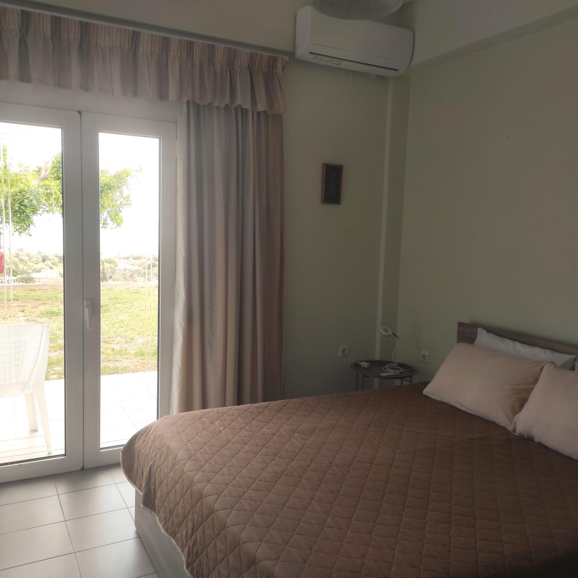 Sea Breeze Villa Rethymno Exteriör bild
